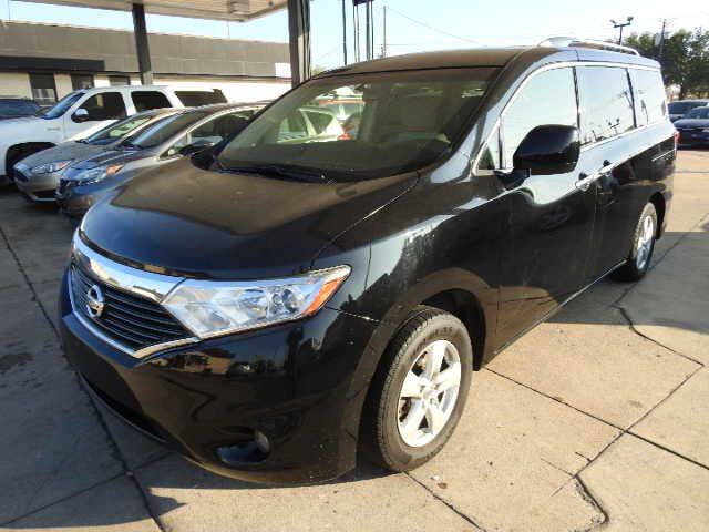 2017 Nissan Quest SV