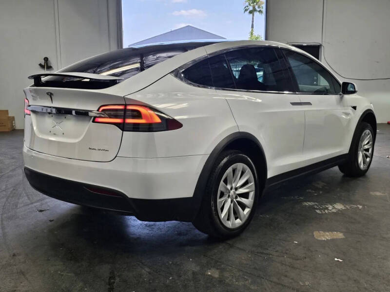 2019 Tesla Model X Long Range