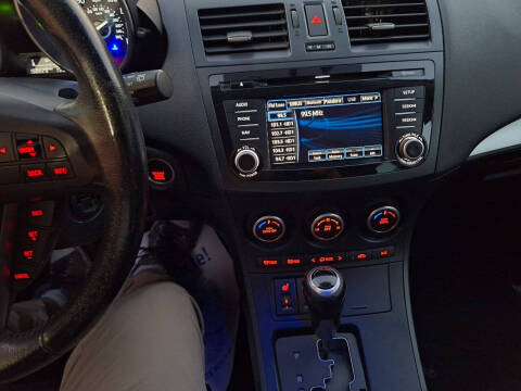 2013 Mazda MAZDA3 i Grand Touring