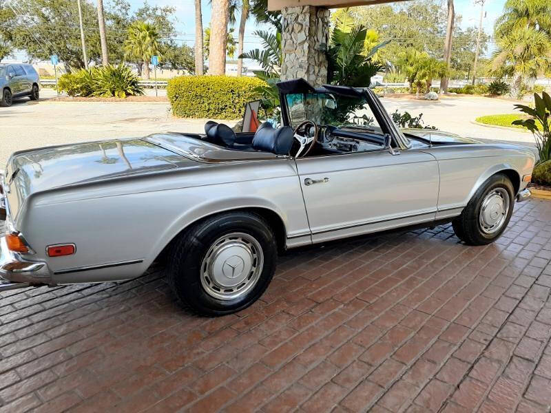 1969 Mercedes-Benz 280 SL for sale at Complete Auto Remarketing Specialists Inc. in Tampa, FL