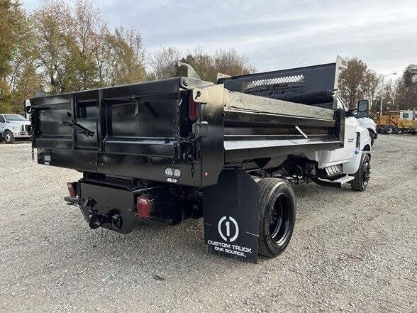 2022 Chevrolet Silverado 6500HD