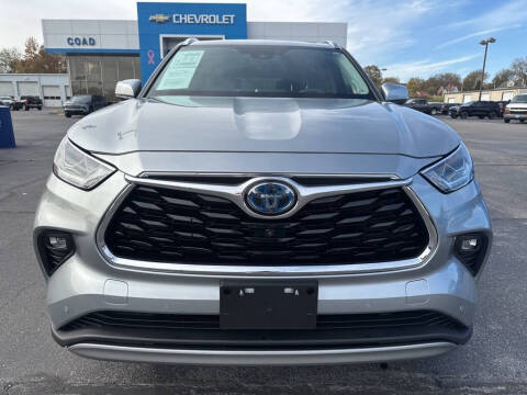 2021 Toyota Highlander Hybrid Platinum