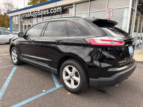 2020 Ford Edge SE