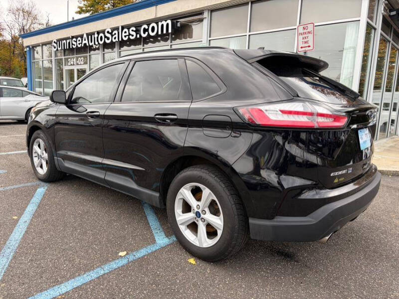 2020 Ford Edge SE