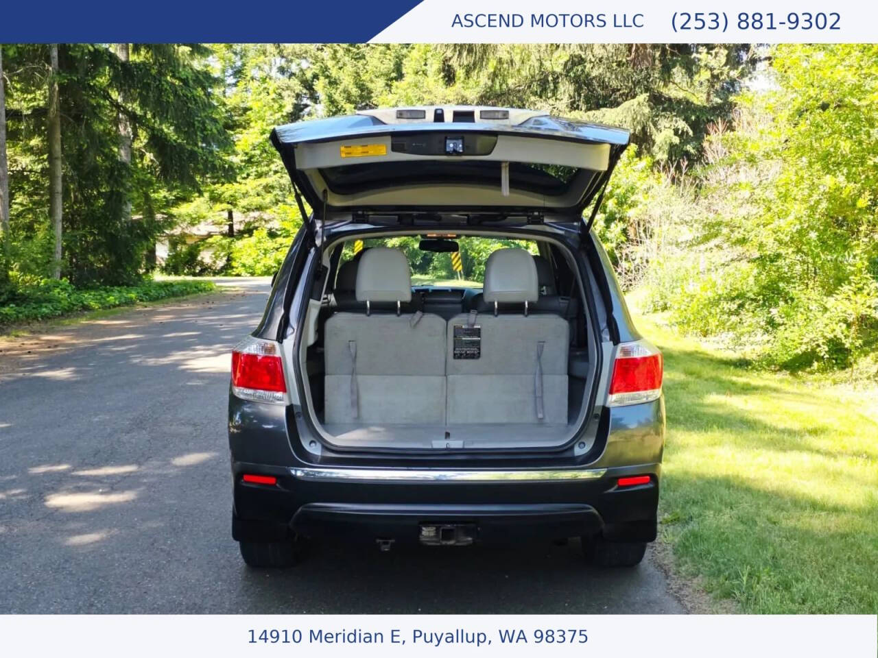 Gray 2013 Toyota Highlander Limited Limited 4dr SUV 19