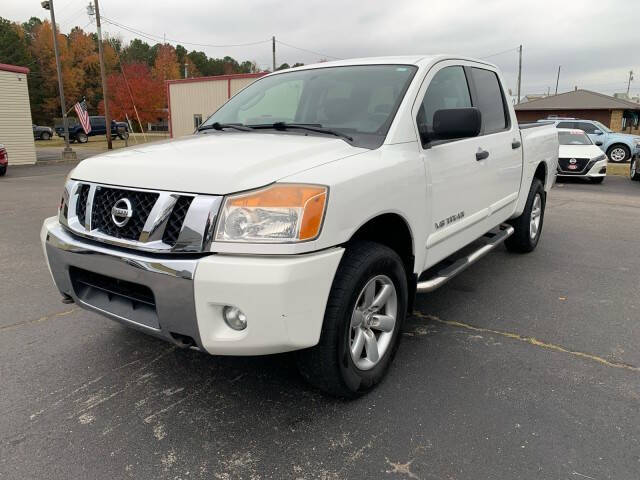 2010 Nissan Titan SE