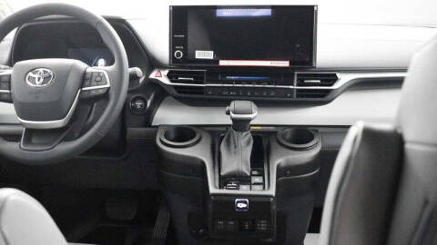 2025 Toyota Sienna