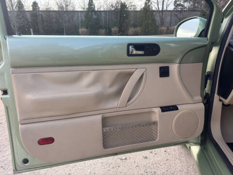 2006 Volkswagen New Beetle 2.5