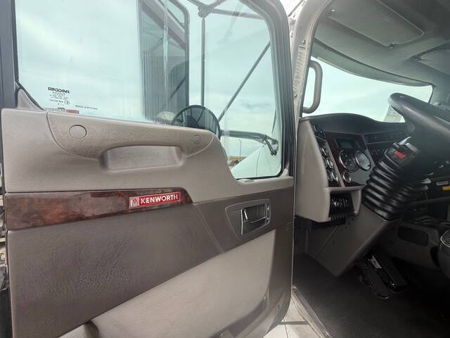 2019 Kenworth T270