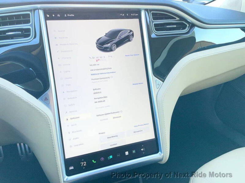 2013 Tesla Model S Performance