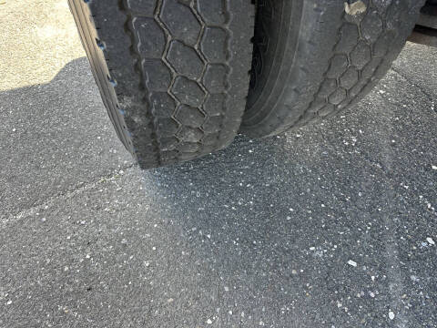 2007 Freightliner M2 106