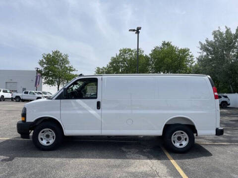 2025 Chevrolet Express 3500
