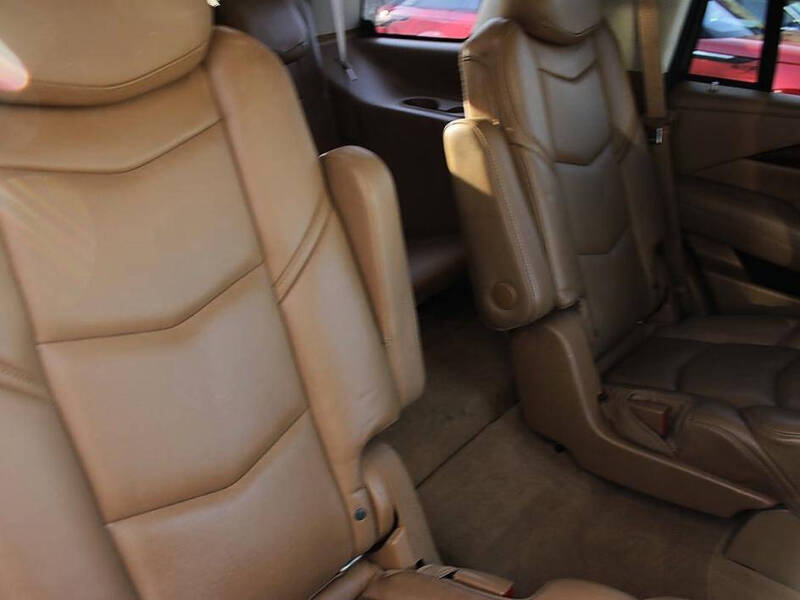 2016 Cadillac Escalade Platinum