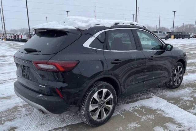 2024 Ford Escape Platinum