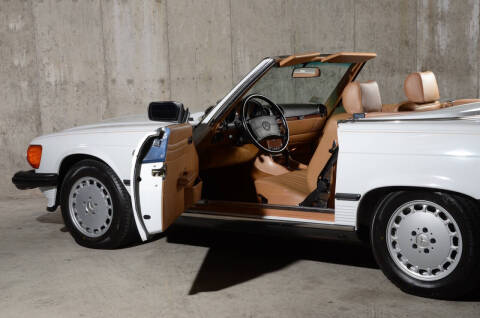 1987 Mercedes-Benz 560-Class 560 SL