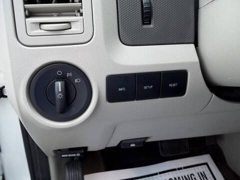 2011 Ford Escape XLS