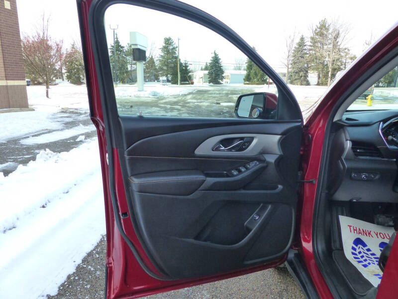 2020 Chevrolet Traverse LT Cloth