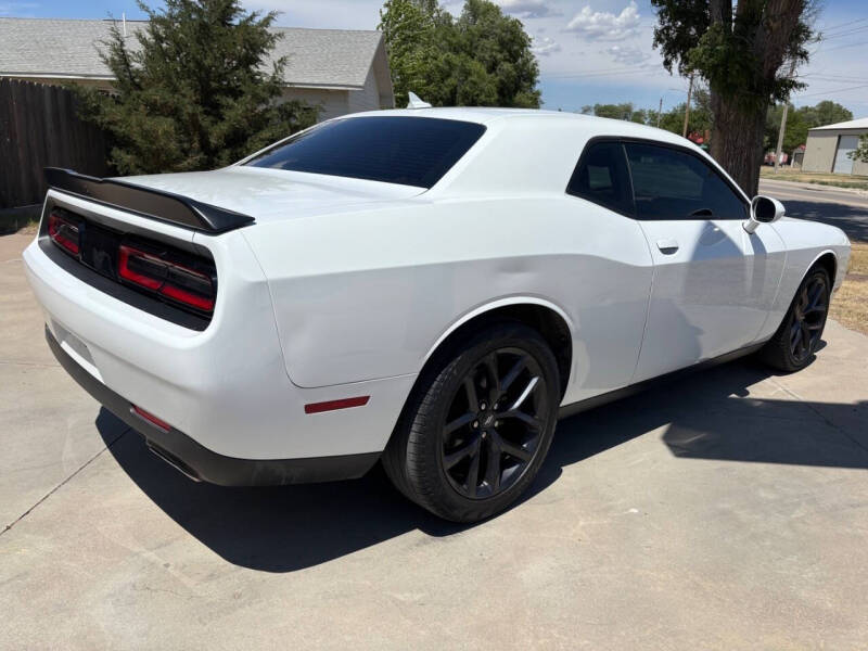2022 Dodge Challenger SXT