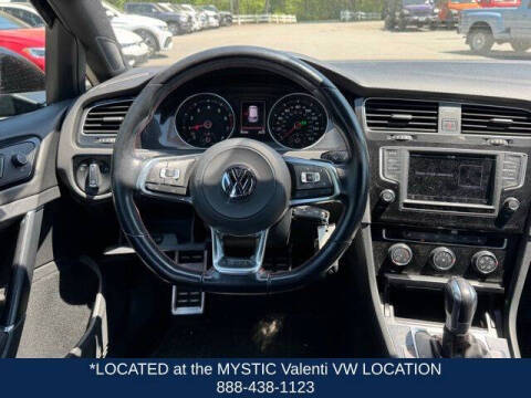 2017 Volkswagen Golf GTI S
