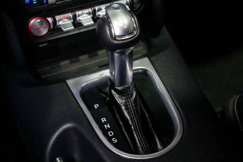 2022 Ford Mustang EcoBoost Premium