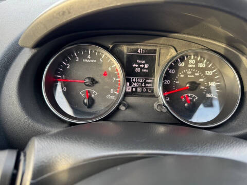 2014 Nissan Rogue Select S