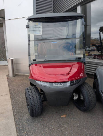 2027 E-Z-GO RXV 2