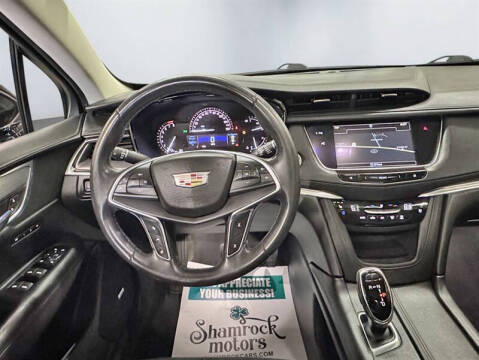 2017 Cadillac XT5 Premium Luxury