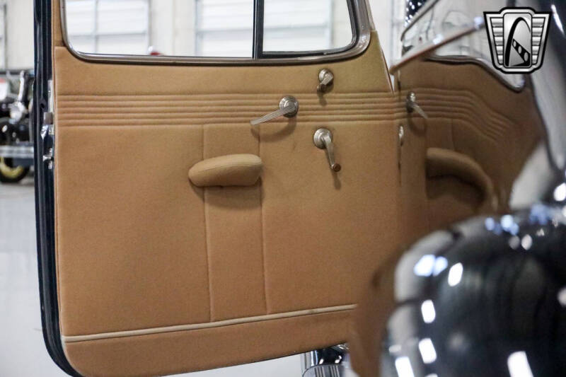 1938 Packard Super Eight