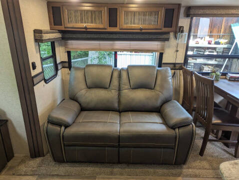 2016 Heartland Elkridge E292 / 32ft