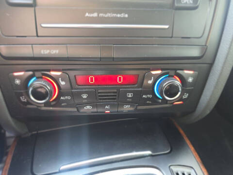 2010 Audi A4 2.0T quattro Premium Plus