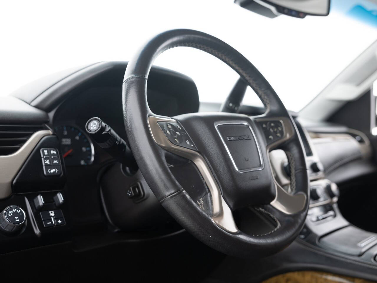 Used Car 2017 Gmc Yukon Xl  Denali 4x4 4dr Suv For Sale Under $30,000 In Coal City, Illinois