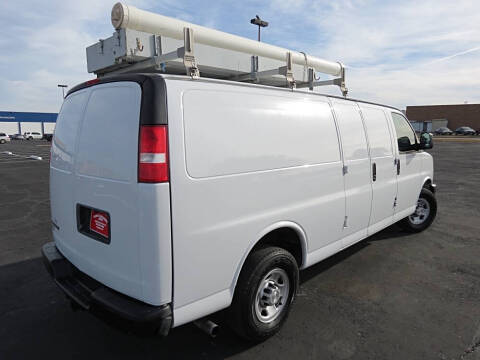 2017 Chevrolet Express 2500