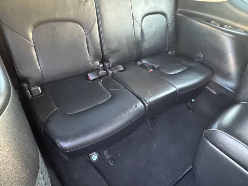 2019 Infiniti QX80 Luxe