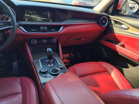 2018 Alfa Romeo Stelvio Ti