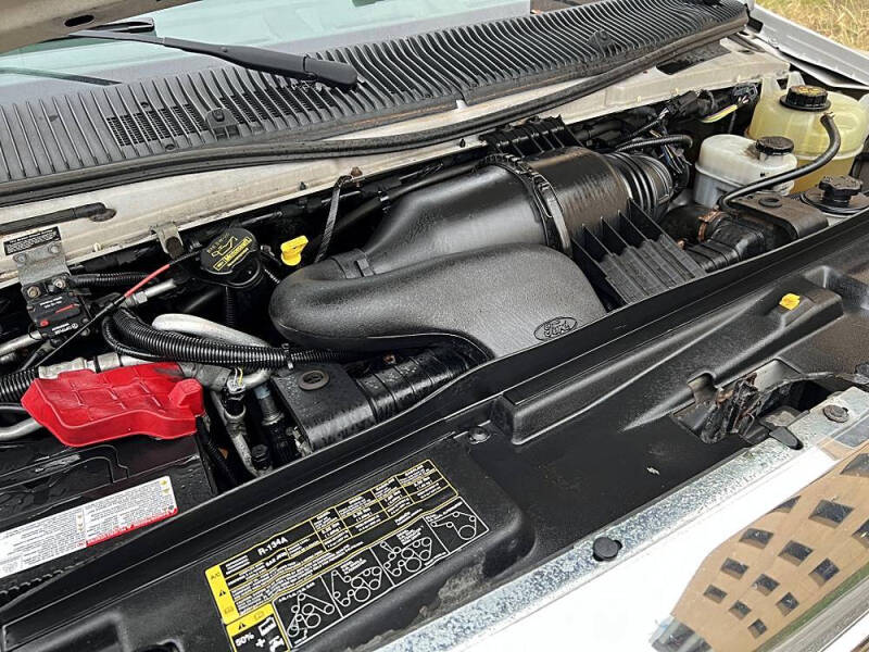 2013 Ford E-Series E-350 SD