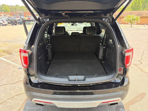 2017 Ford Explorer Platinum