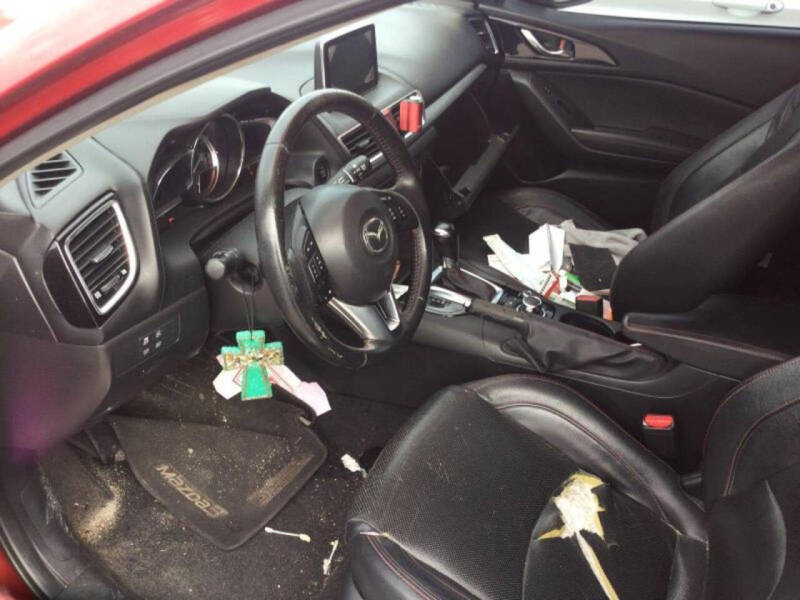 2015 Mazda MAZDA3 s Grand Touring