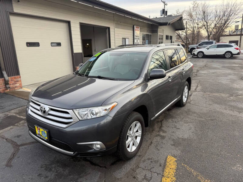 2011 Toyota Highlander SE