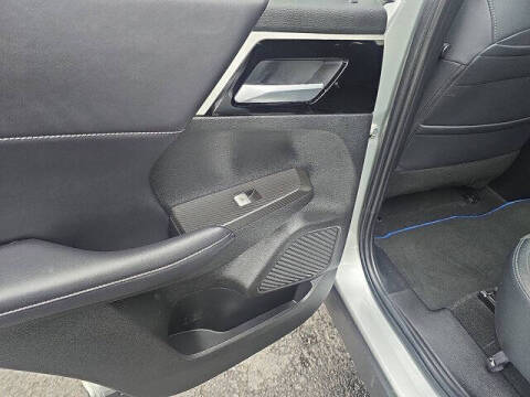 2024 Mitsubishi Outlander PHEV SE