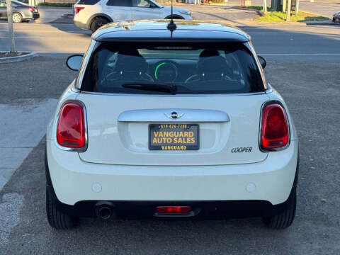 2015 MINI Hardtop 2 Door Cooper