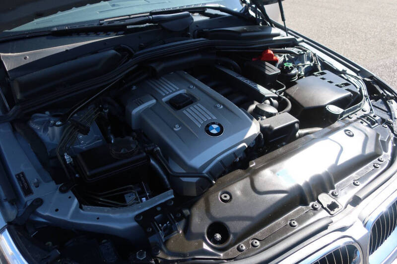 2006 BMW 5 Series 525xi