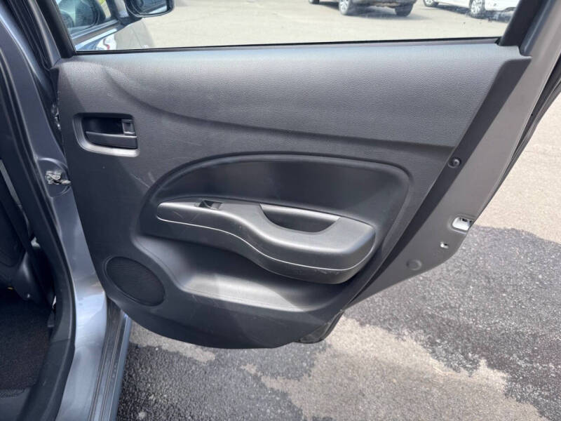 2021 Mitsubishi Mirage ES