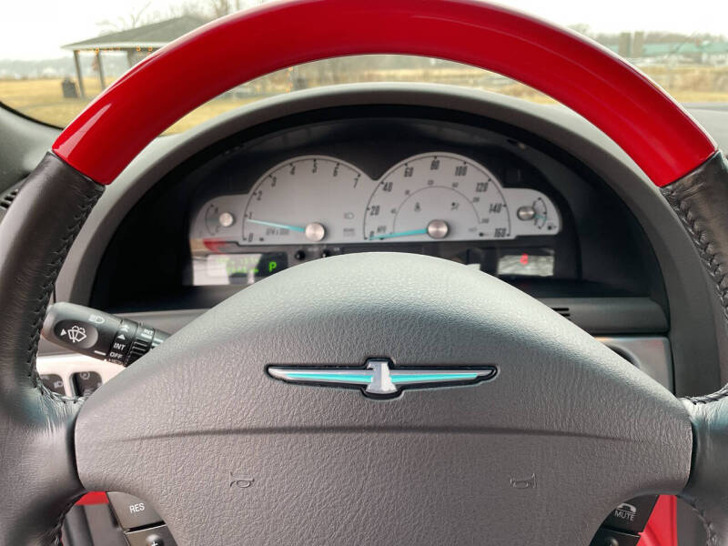 2002 Ford Thunderbird Deluxe