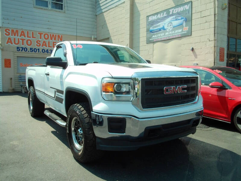 2014 GMC Sierra 1500 for sale at Small Town Auto Sales Inc. in Hazleton PA