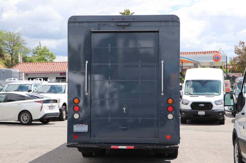 2020 Freightliner MT45 Chassis