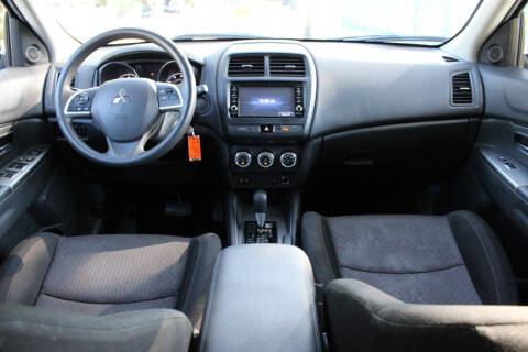 2019 Mitsubishi Outlander Sport SE