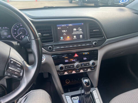 2020 Hyundai Elantra
