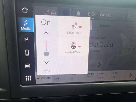 2024 Chrysler Voyager LX