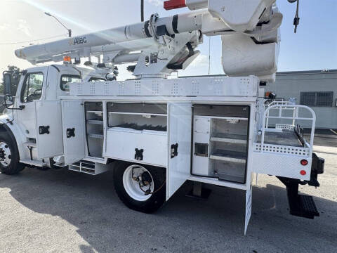 2016 Freightliner M2 106