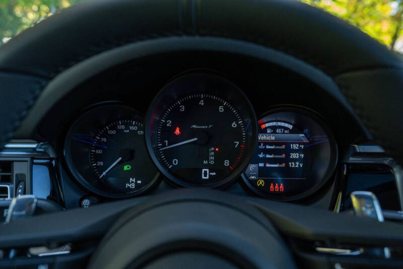 2026 Porsche Macan T